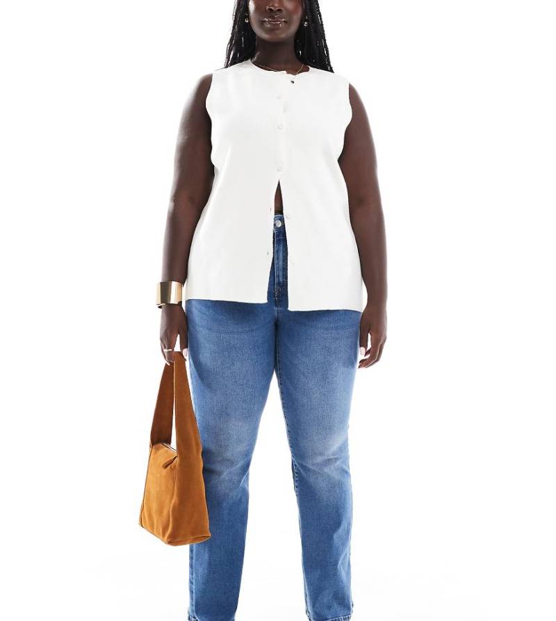 ONLY Curve - Ausgestellte Jeans in Mittelblau von ONLY Curve