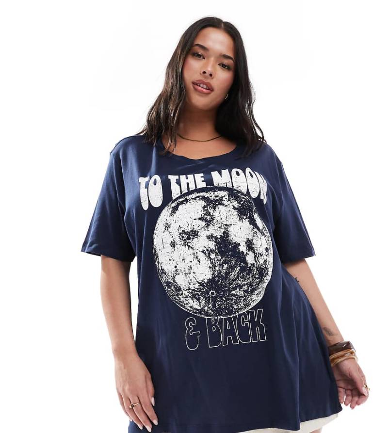 ONLY Curve - Boyfriend-T-Shirt in Marineblau mit Mond-Grafik von ONLY Curve
