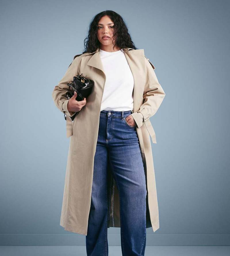 ONLY Curve - Jeans in Dunkelblau mit geradem Bein von ONLY Curve