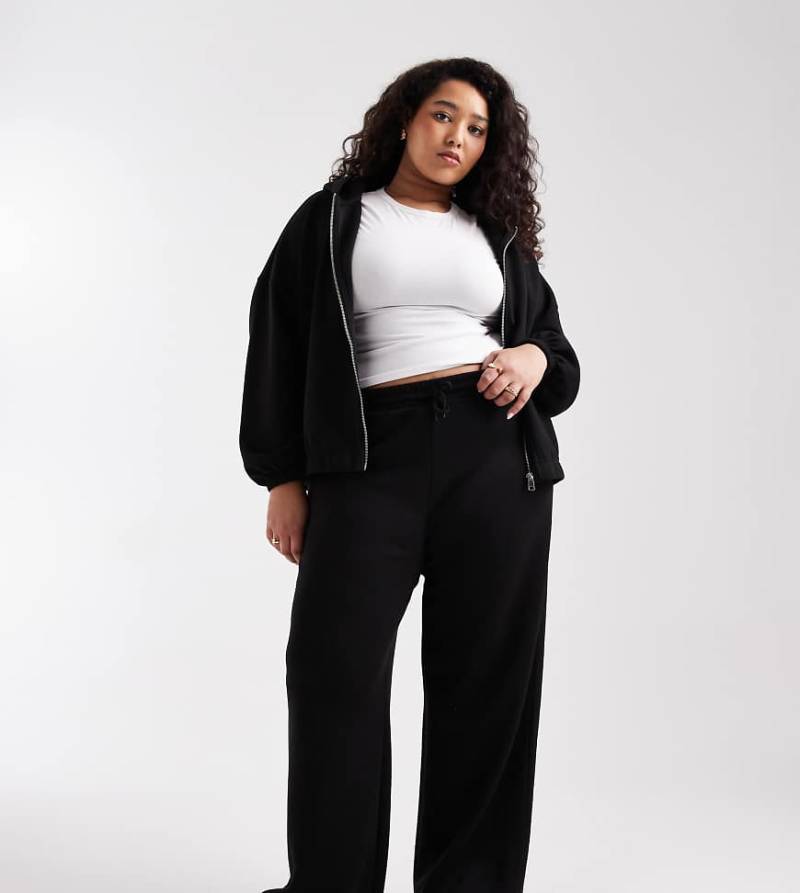 ONLY Curve - Jogginghose in Schwarz mit weitem Bein, Kombiteil von ONLY Curve