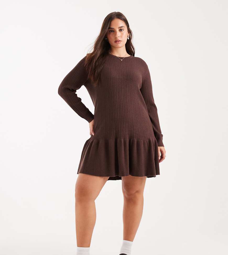 ONLY Curve - Midi-Strickkleid in Schokobraun mit tiefer Taille-Brown von ONLY Curve