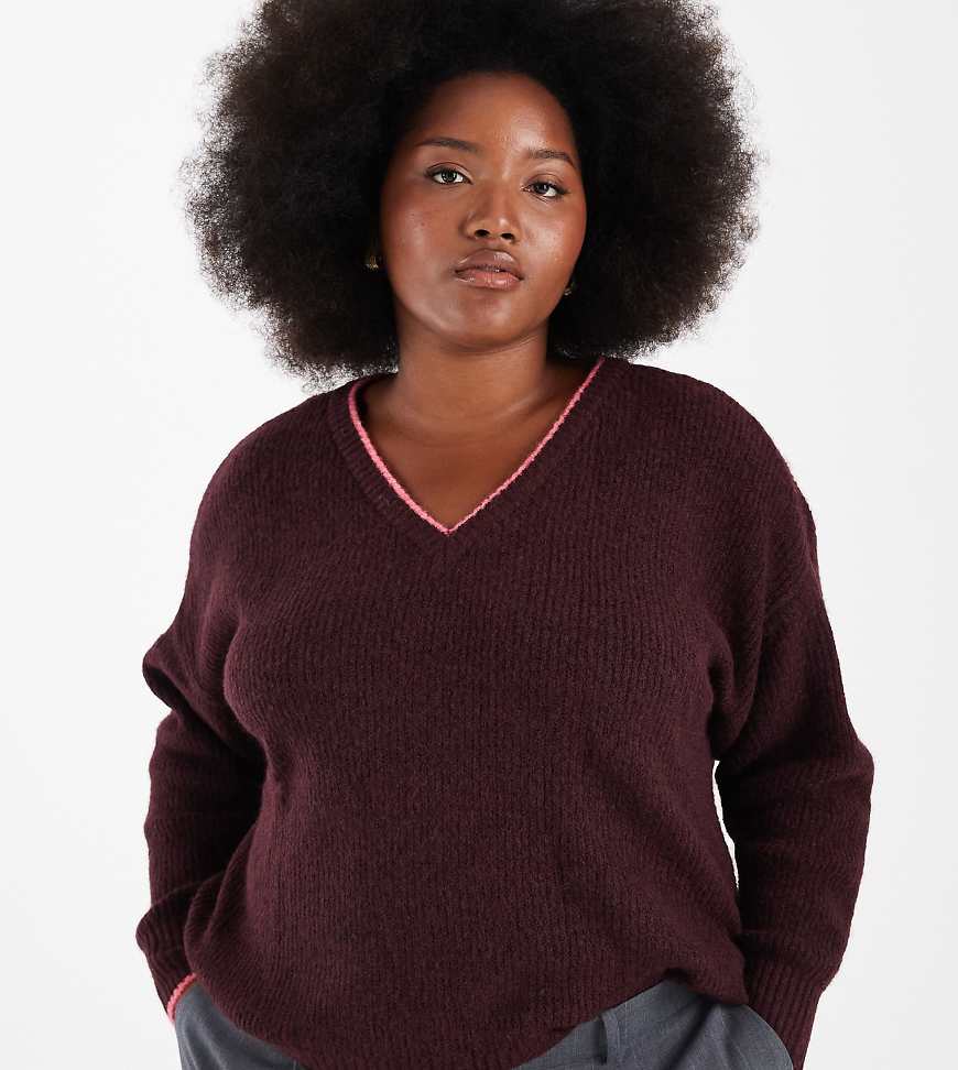 ONLY Curve - Pullover in Burgunderrot mit Kontrastnaht von ONLY Curve