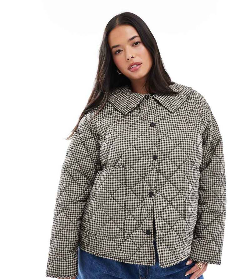 ONLY Curve - Steppjacke in Schwarz mit Karomuster von ONLY Curve