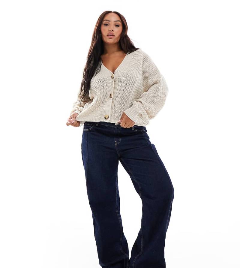 ONLY Curve - Strickjacke in Steinbeige mit V-Ausschnitt-Neutral von ONLY Curve