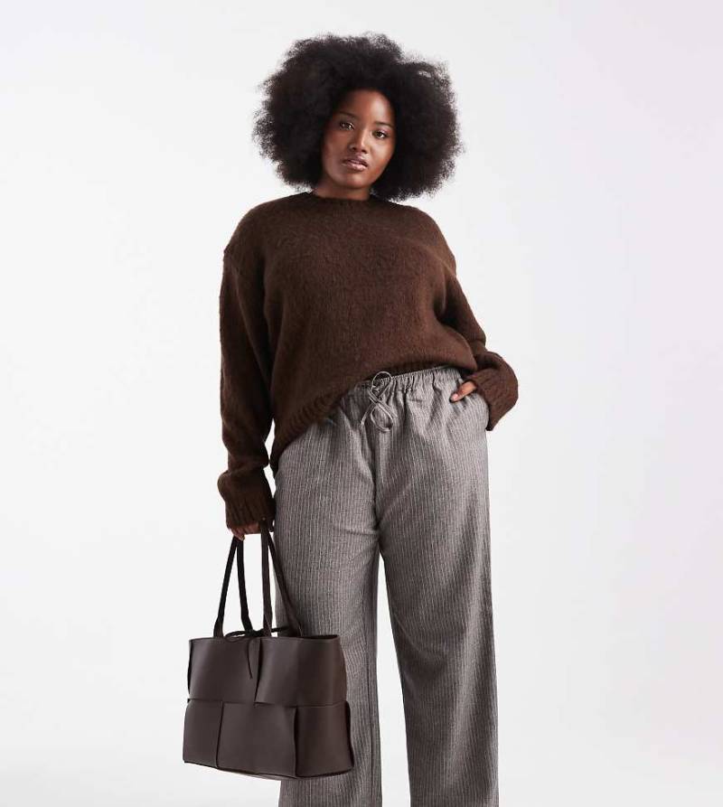 ONLY Curve - Weit geschnittene Hose in Grau mit Nadelstreifen von ONLY Curve