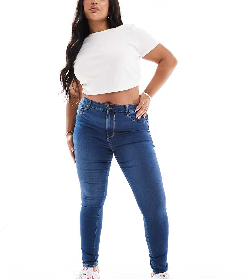 Only Curve - Augusta - Enge Jeans in mittelblauer Waschung mit hohem Bund von ONLY Curve