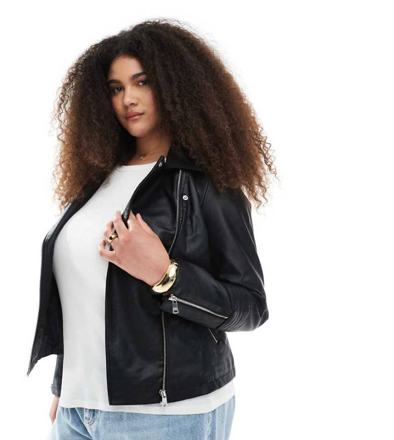Only Curve - Bikerjacke aus Kunstleder in Schwarz von ONLY Curve