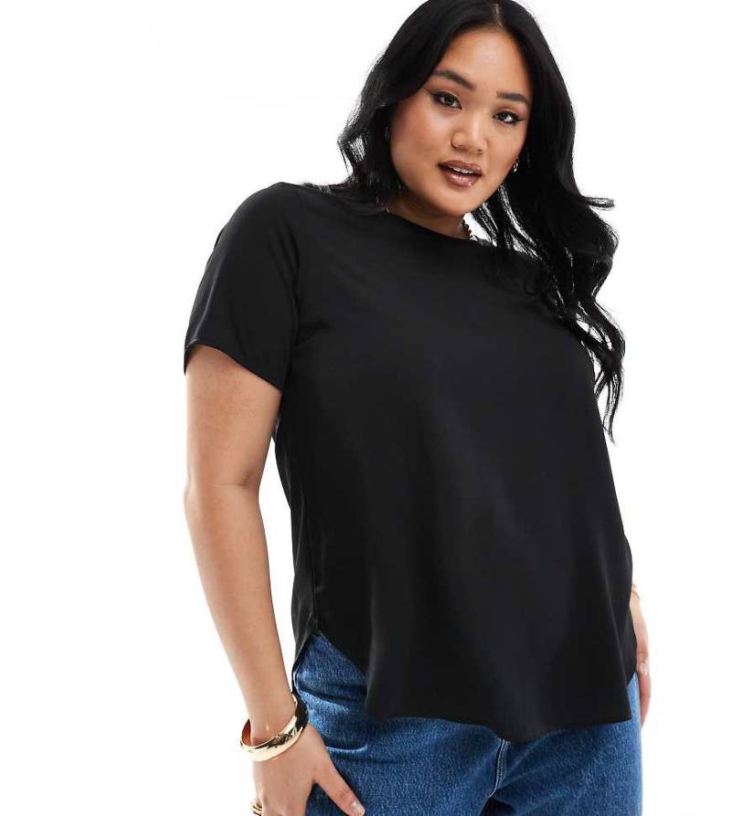 Only Curve - Kurzärmlige Bluse in Schwarz von ONLY Curve