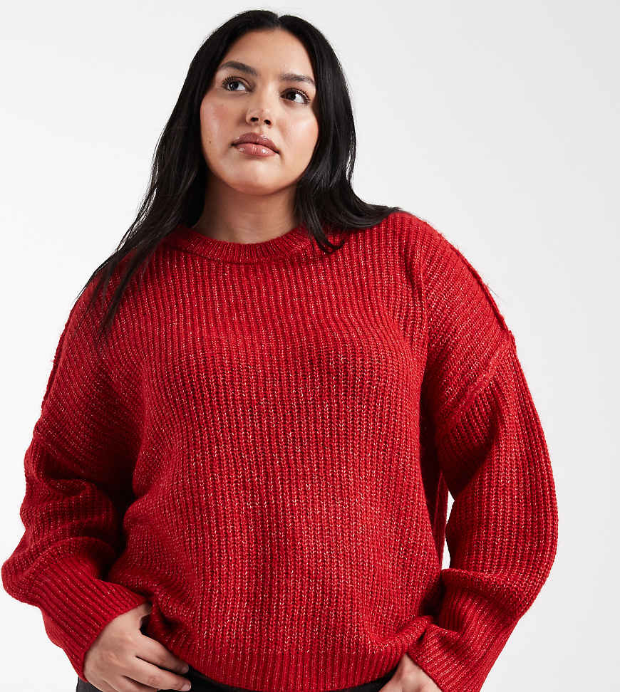 Only Curve - Locker sitzender Pullover in Burgunderrot mit Streifenstruktur von ONLY Curve