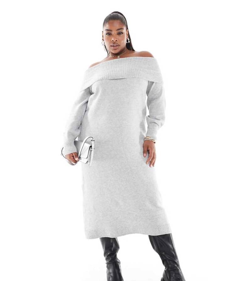 Only Curve - Schulterfreies, wadenlanges Strickkleid in Hellgrau von ONLY Curve