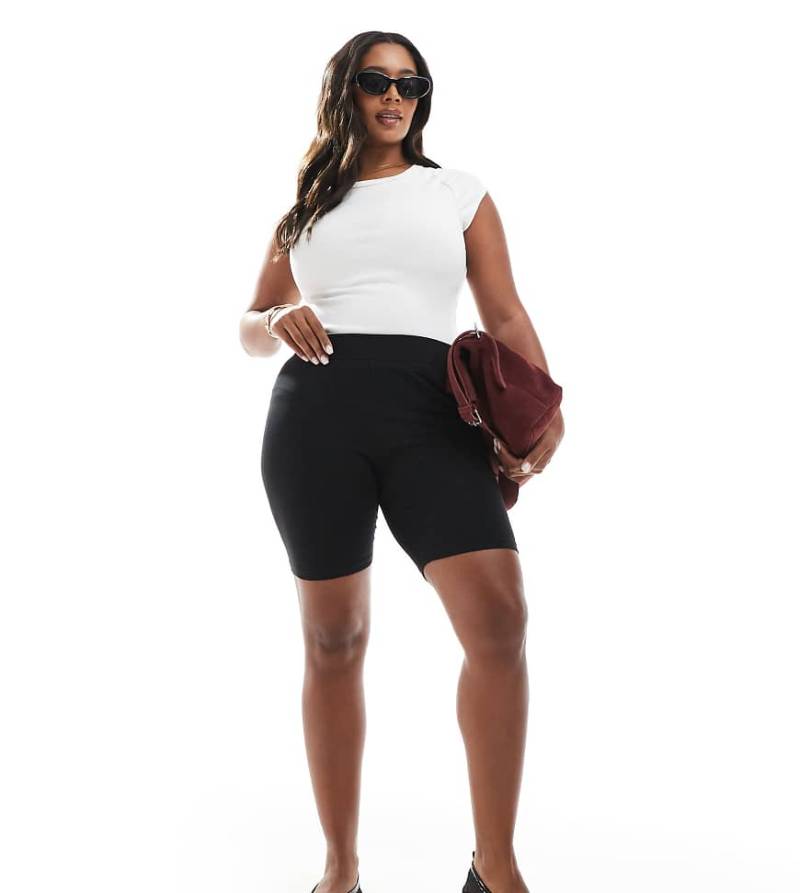 Only Curve - Schwarze Leggings-Shorts von ONLY Curve
