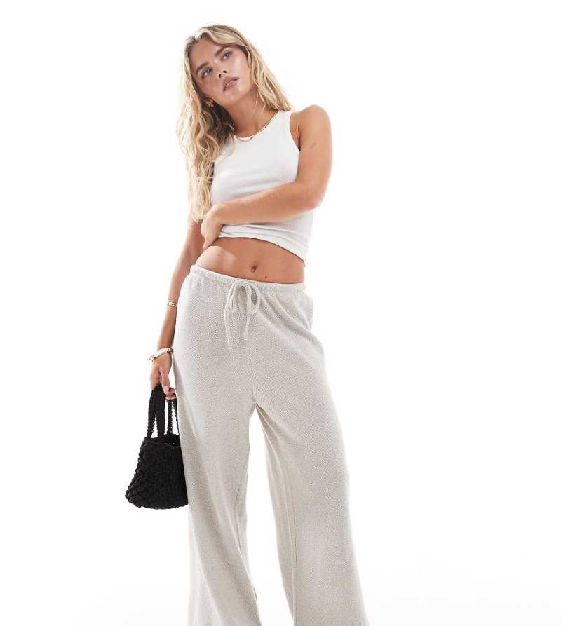 ONLY Petite - Elegante, strukturierte Hose in Steinbeige mit weitem Bein, Kombiteil-Neutral von ONLY Petite