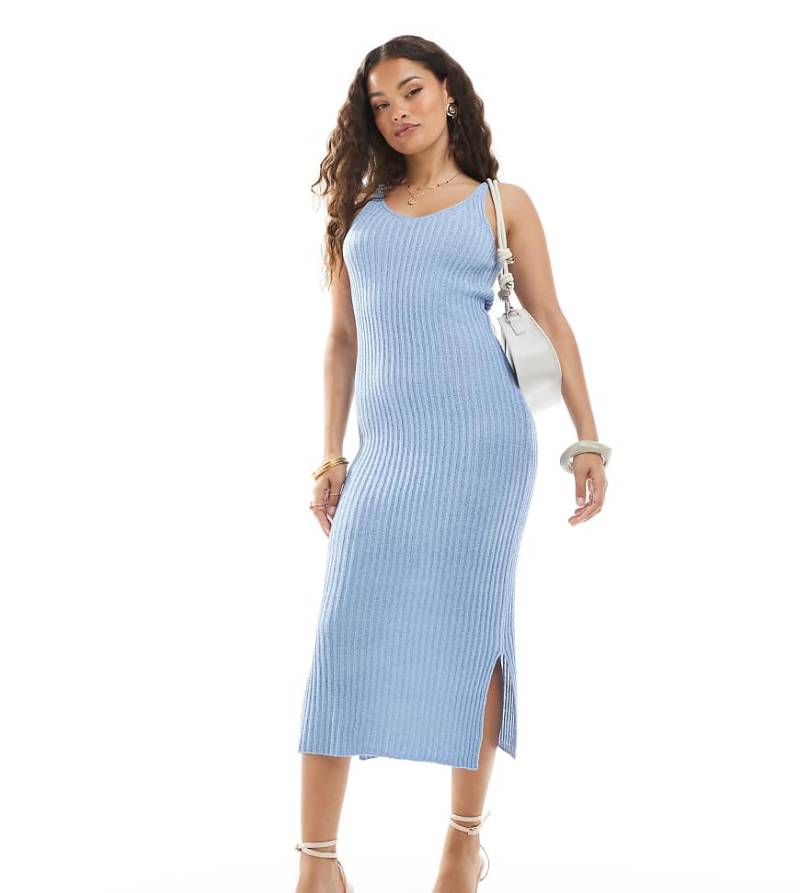 ONLY Petite - Gestricktes Midikleid in Hellblau von ONLY Petite