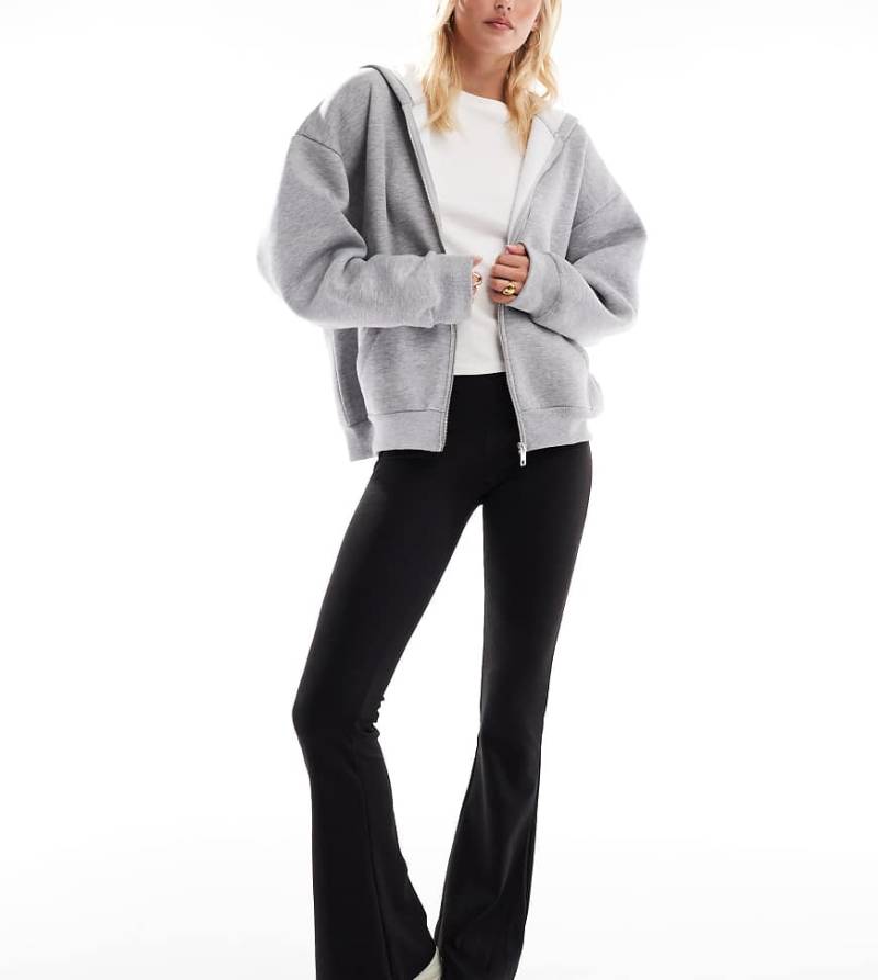 ONLY Tall - Schlaghose in Schwarz mit hohem Bund von ONLY Tall