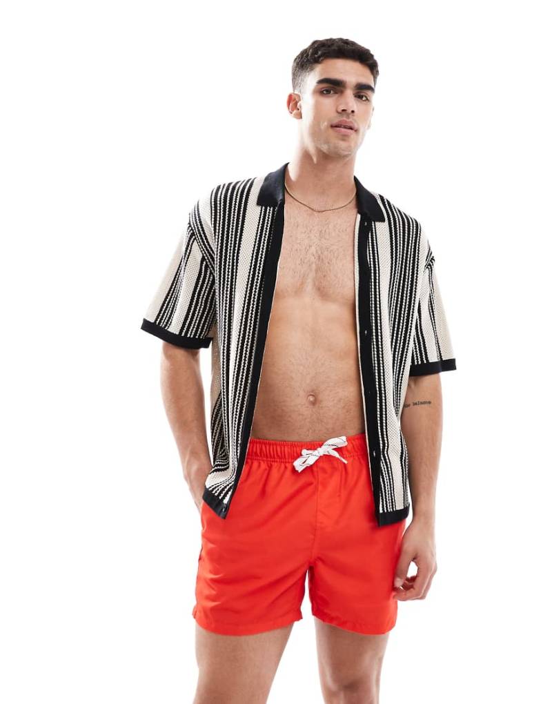 ONLY & SONS - Badeshorts in Rot-Schwarz von ONLY & SONS