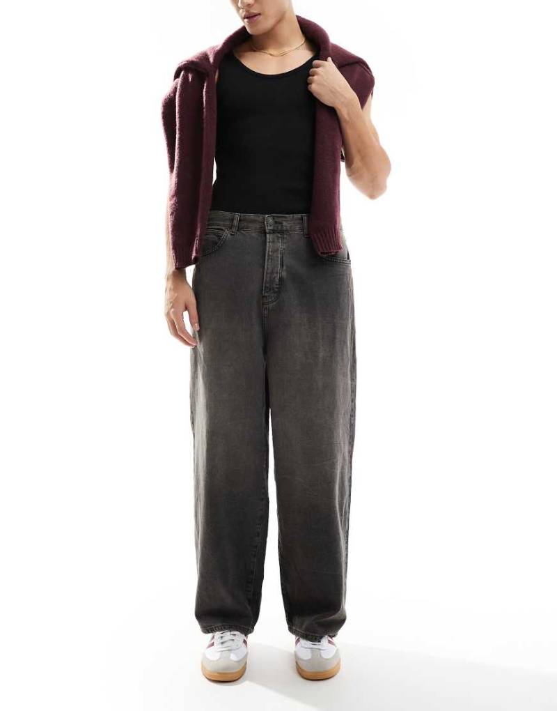 ONLY & SONS - Carl - Jeans in verwaschenem Grau mit Ballonschnitt von ONLY & SONS