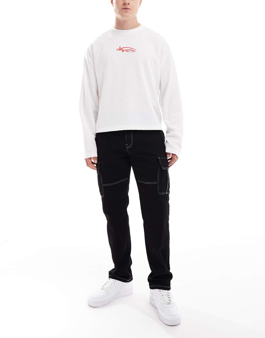 ONLY & SONS - Edge - Gerade geschnittene Jeans in Schwarz mit Utility-Tasche und Kontrastnaht von ONLY & SONS