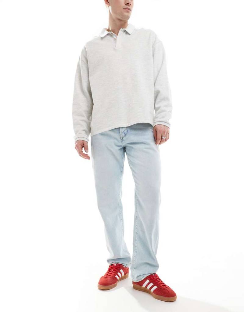 ONLY & SONS - Edge - Straight Jeans in hellblauer Waschung von ONLY & SONS