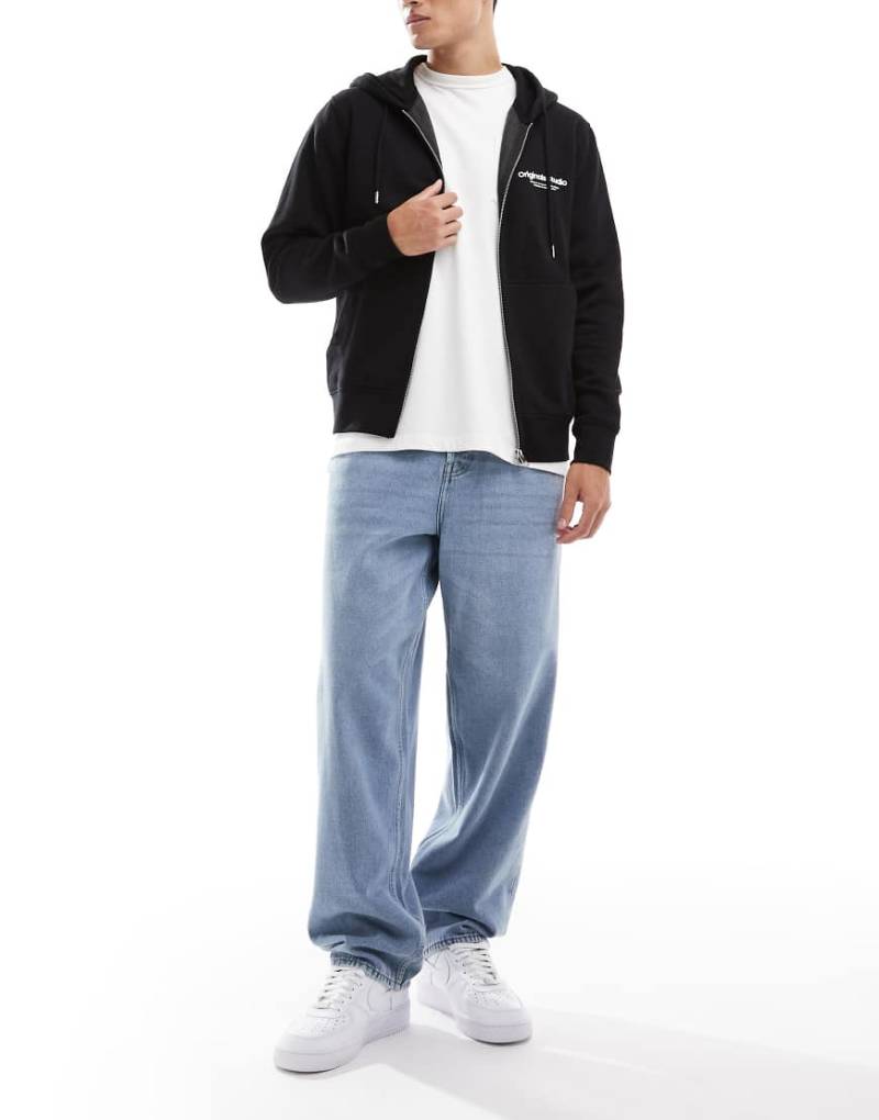 ONLY & SONS - Five - Baggy Fit Jeans in hellblauer Waschung von ONLY & SONS