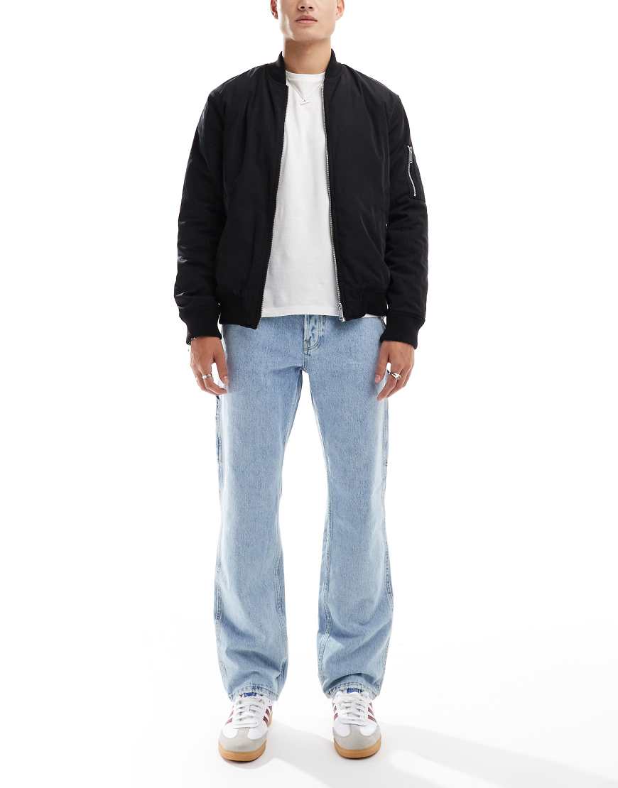 ONLY & SONS - Hellblaue Jeans mit geradem Schnitt und Kante in 90er-Jahre-Waschung von ONLY & SONS