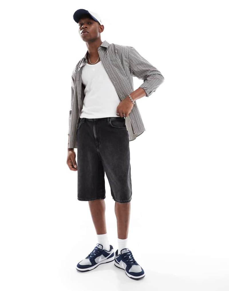 ONLY & SONS - Longline-Shorts mit Baggy-Passform in verwaschenem Schwarz von ONLY & SONS