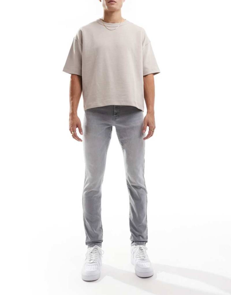 ONLY & SONS - Loom - Schmal geschnittene Jeans in verwaschenem Grau von ONLY & SONS