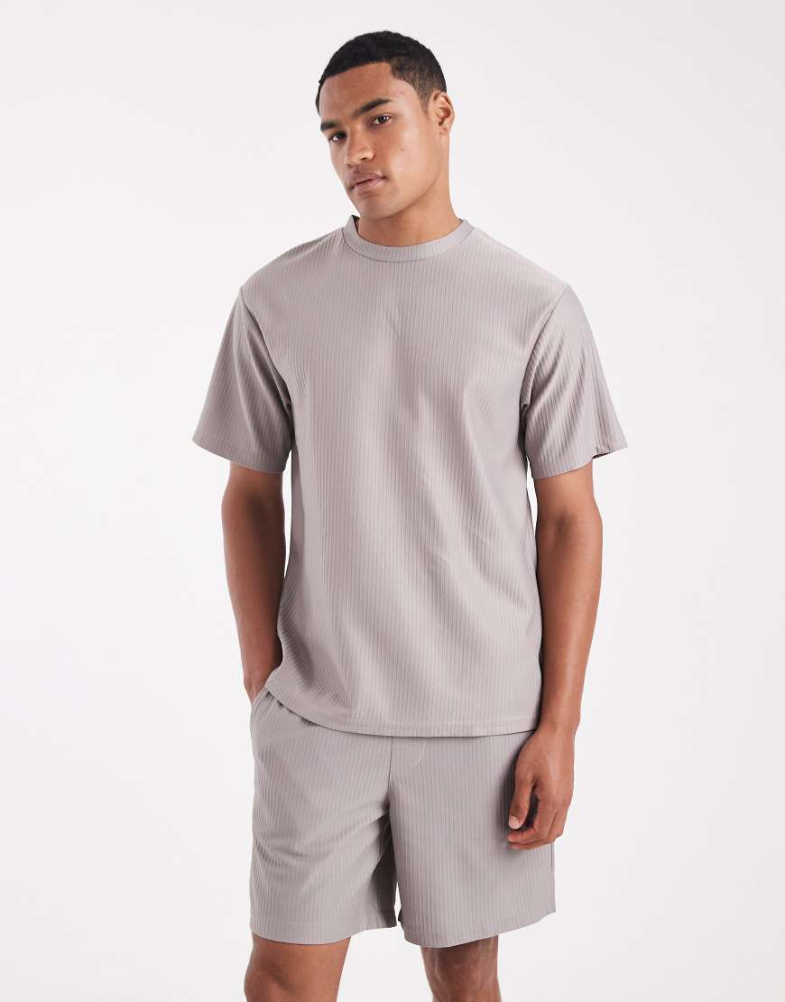 ONLY & SONS - Plissierte Shorts in Grau mit elastischem Bund, Kombiteil ONLY & SONS - Plissierte Shorts in Grau mit elastischem Bund, Kombiteil von ONLY & SONS