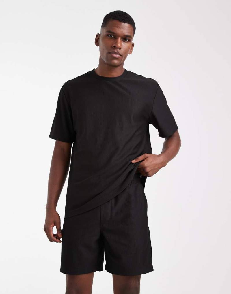 ONLY & SONS - Plissierte Shorts in Schwarz, Kombiteil von ONLY & SONS