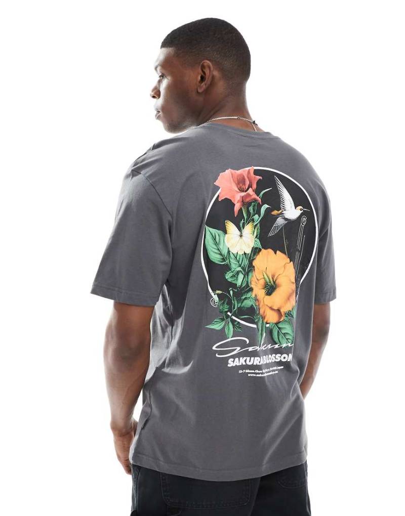 ONLY & SONS - Relaxed Fit T-Shirt in Anthrazit mit Kirschblüten-Print-Grau von ONLY & SONS