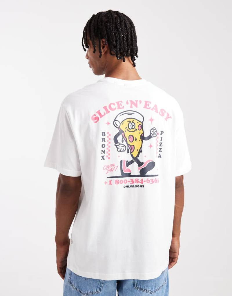 ONLY & SONS - Relaxed Fit T-Shirt in Weiß mit „Slice 'N' Easy"-Rückenprint von ONLY & SONS