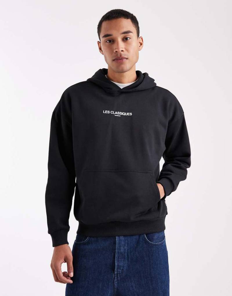ONLY & SONS - Schwerer Relaxed-Fit-Kapuzenpullover in Schwarz mit Print von ONLY & SONS