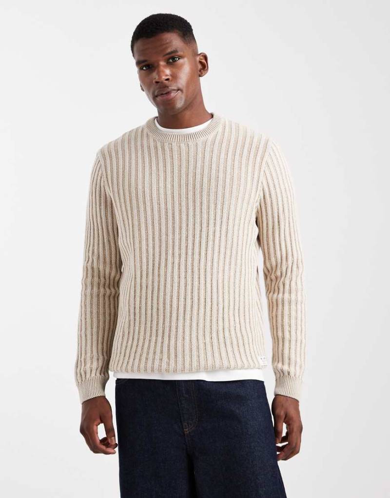 ONLY & SONS - Strukturierter, gestreifter Regular Fit Strickpullover in Steinbeige und Cremeweiß von ONLY & SONS