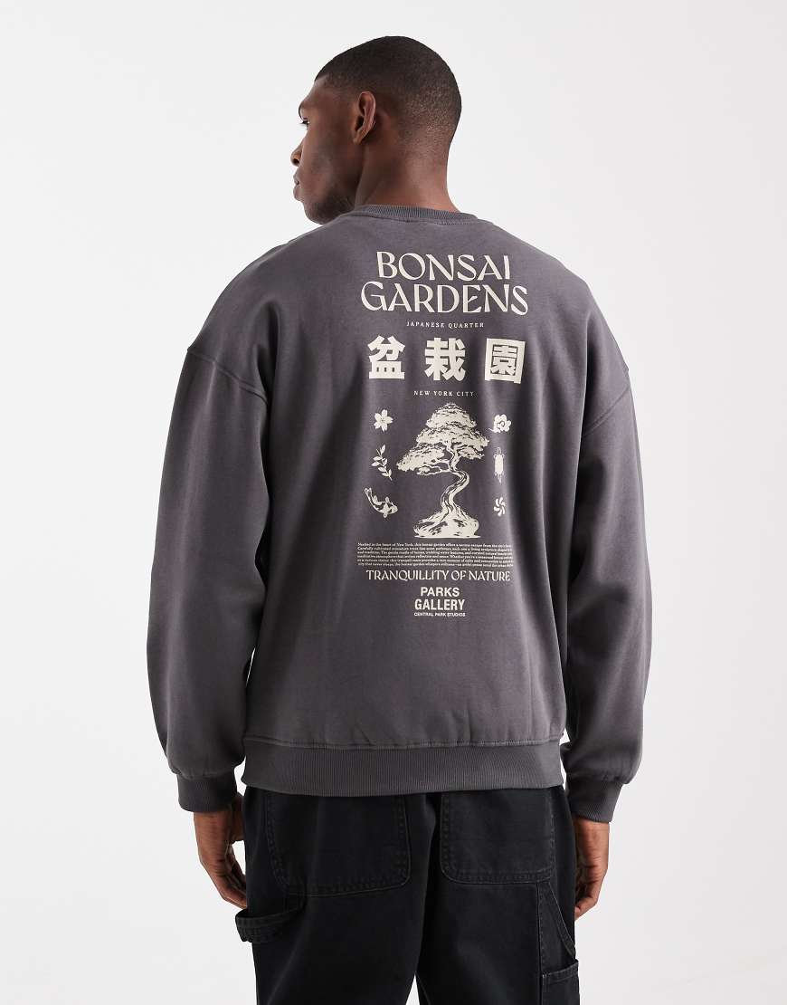ONLY & SONS - Sweatshirt in Anthrazit mit Vintage-Passform und Bonsai-Rückenprint-Grün von ONLY & SONS