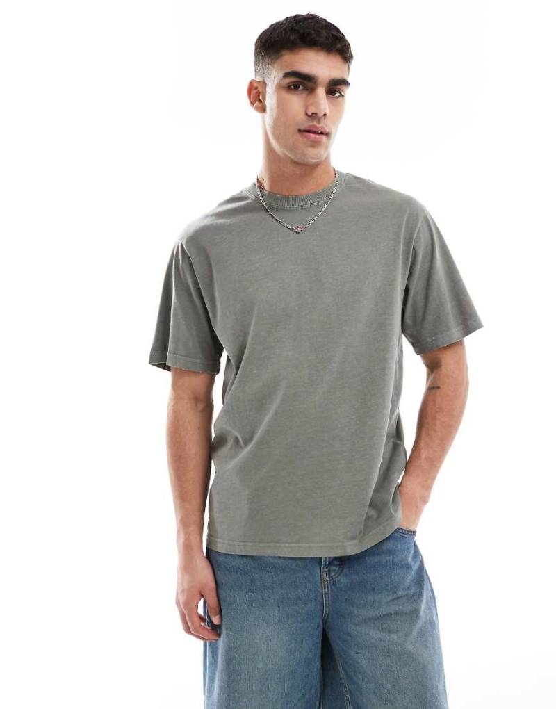 ONLY & SONS - T-Shirt in Khaki mit Used-Details-Weiß von ONLY & SONS