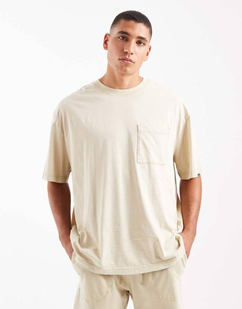 ONLY & SONS - Lounge-T-Shirt in Cremeweiß mit Oversize-Schnitt, Kombiteil-Grün ONLY & SONS - Lounge-T-Shirt in Cremeweiß mit Oversize-Schnitt, Kombiteil-Grün von ONLY & SONS
