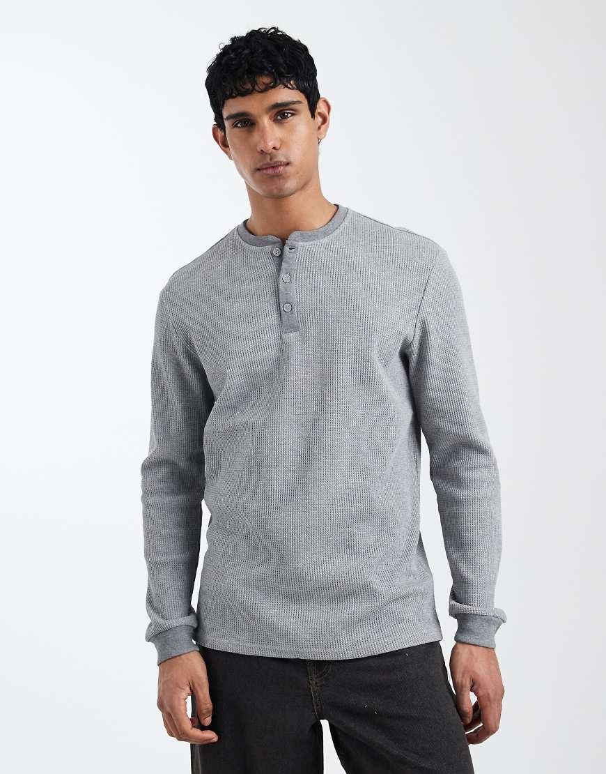 ONLY & Sons - Langärmliges Henley-T-Shirt in Hellgrau mit Waffelstruktur von ONLY & SONS