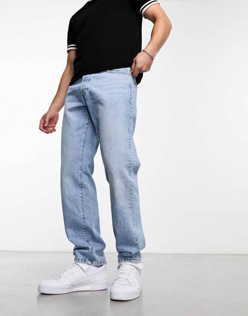 Only & Sons - Edge - Gerade geschnittene Jeans in heller Waschung-Blau Only & Sons - Edge - Gerade geschnittene Jeans in heller Waschung-Blau von ONLY & SONS