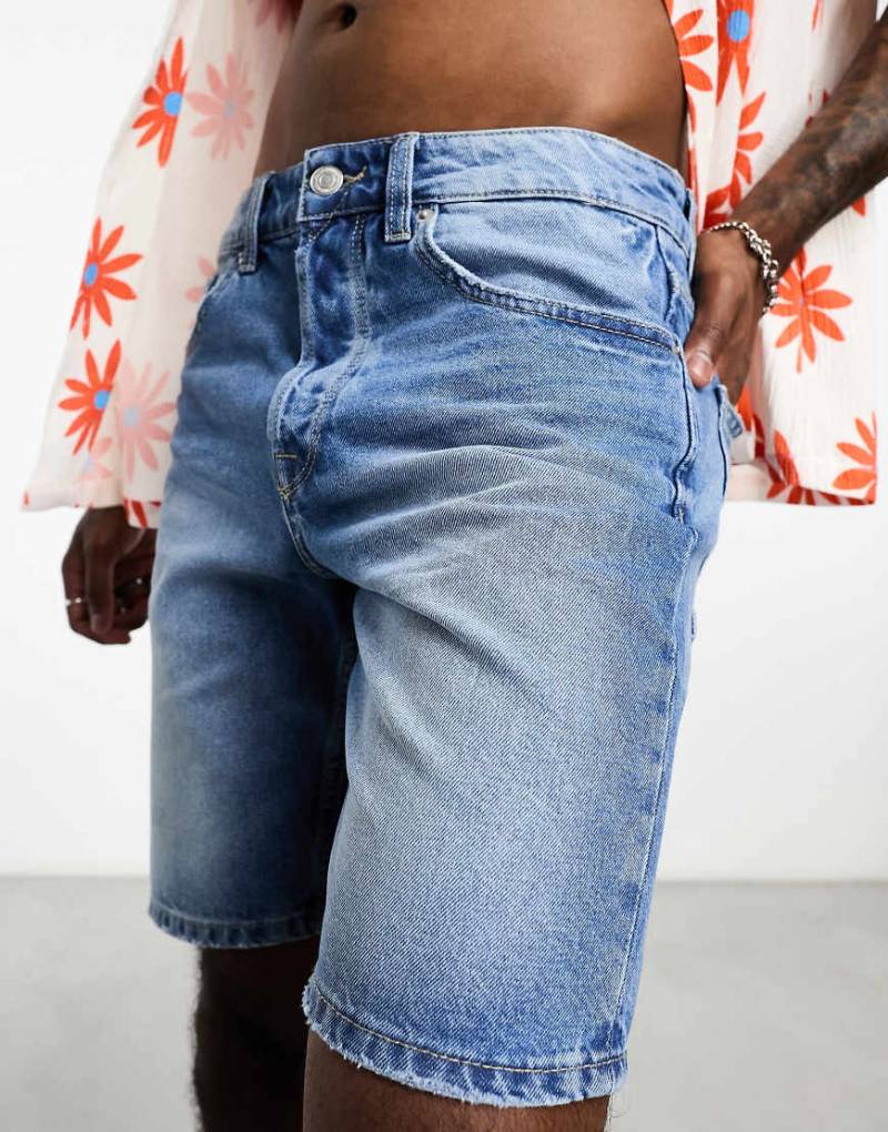 Only & Sons - Locker geschnittene Jeans-Shorts in Mittelblau von ONLY & SONS