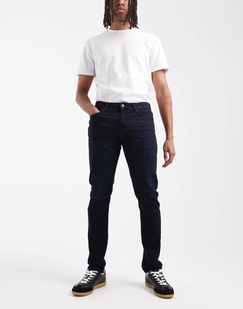 Only & Sons - Loom - Schmal geschnittene Jeans in blau-schwarzer Waschung von ONLY & SONS