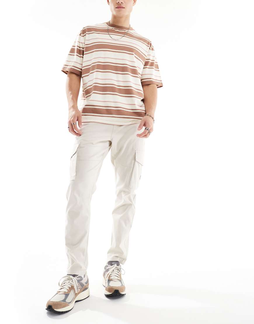 Only & Sons - Schmal zulaufende Cargohose in Ecru mit schmalem Schnitt-Neutral von ONLY & SONS