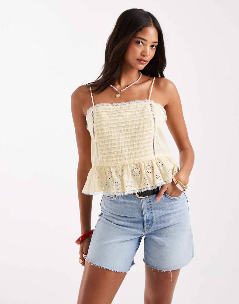 ONLY - Besticktes Cropped-Trägertop in Zitronengelb mit Vichy-Karos von ONLY