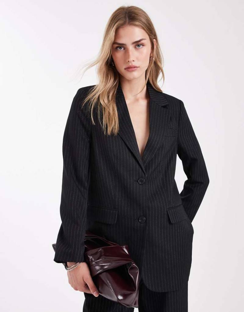 ONLY - Einreihiger Oversize-Blazer in Schwarz mit Nadelstreifen, Kombiteil von ONLY