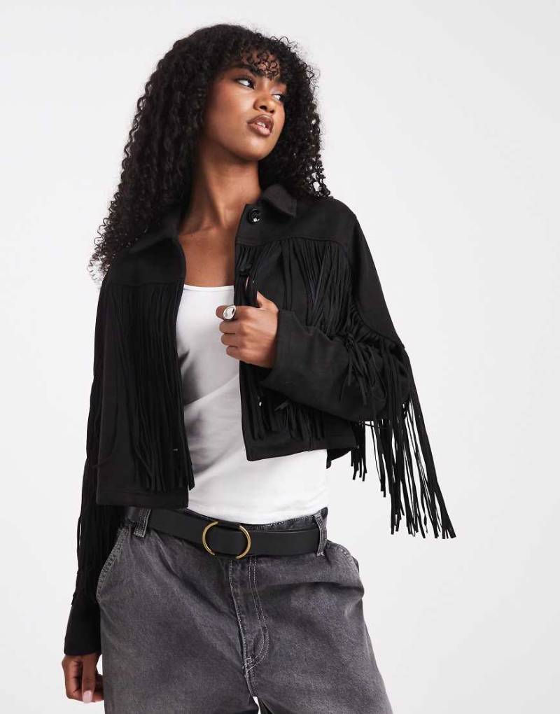 ONLY - Jacke aus Wildlederimitat in Schwarz mit Boho-Fransenverzierung von ONLY