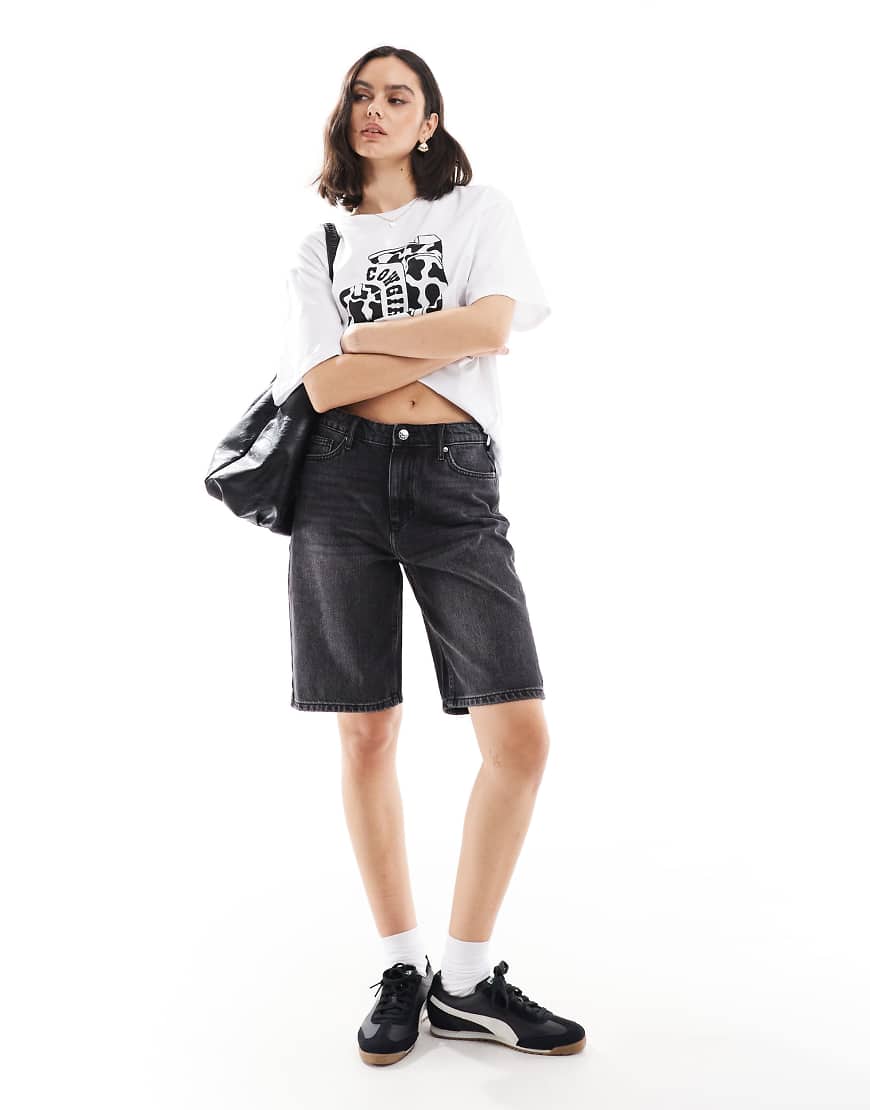 ONLY - Jeans-Jorts in verwaschenem Schwarz mit hohem Bund von ONLY