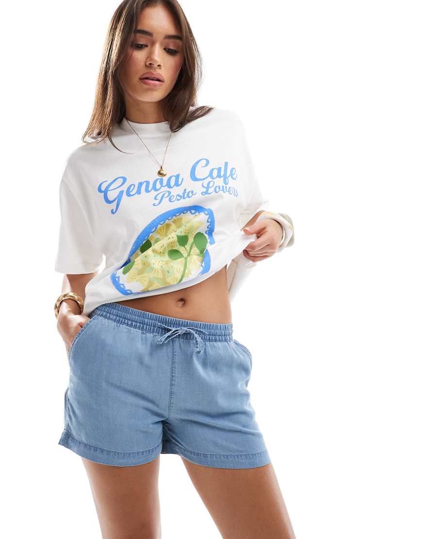 ONLY - Leichte Jeans-Shorts in Hellblau mit Tunnelzug ONLY - Leichte Jeans-Shorts in Hellblau mit Tunnelzug von ONLY