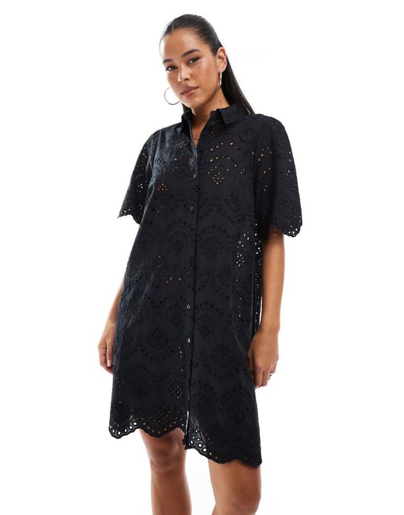 ONLY - Minikleid mit Pointelle-Details in Schwarz ONLY - Minikleid mit Pointelle-Details in Schwarz von ONLY