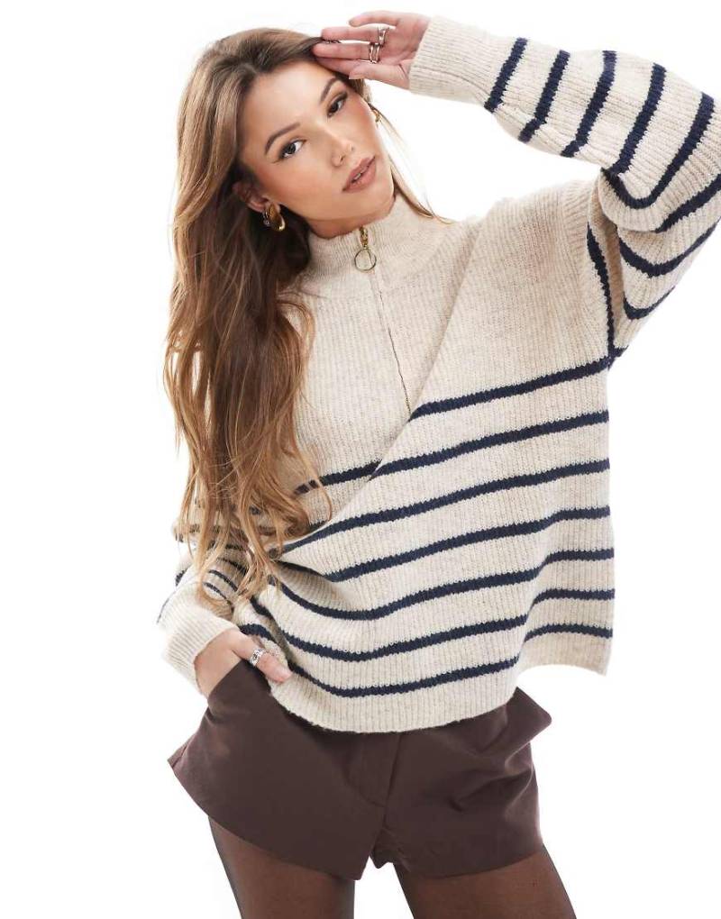 ONLY - Pullover in gestreiftem Beige mit kurzem Reißverschluss-Neutral von ONLY