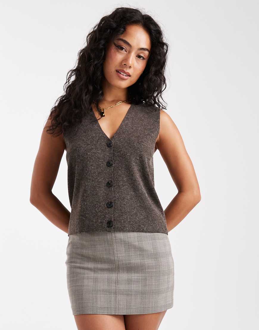 ONLY - Trägertop aus kompaktem Strick in Braun-Brown von ONLY