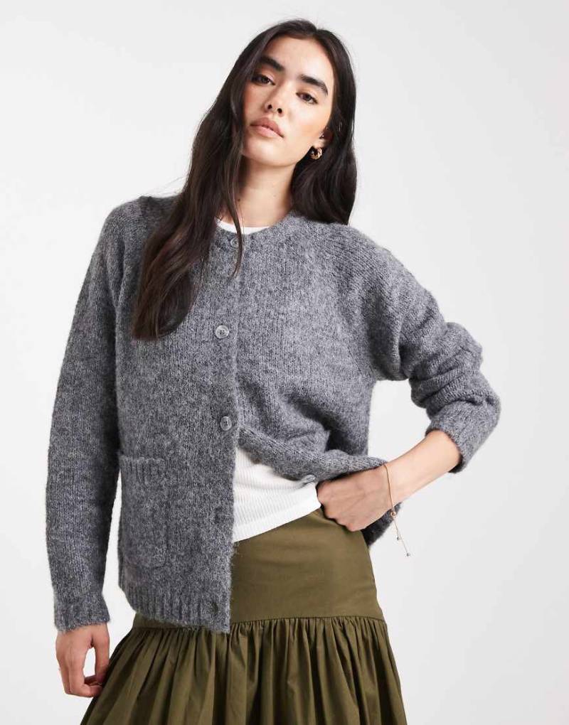 ONLY - Weite Strickjacke in Dunkelgrau mit Tasche von ONLY