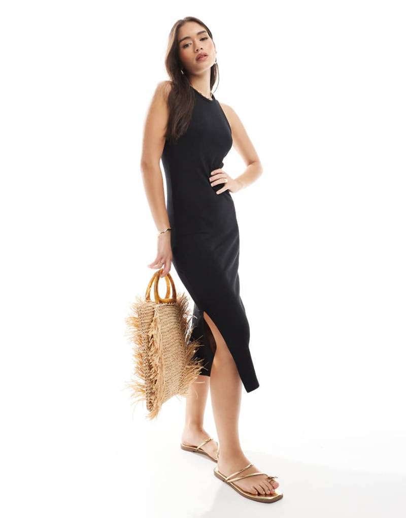 Only - Geripptes Midikleid in Schwarz mit Racer-Ausschnitt von ONLY